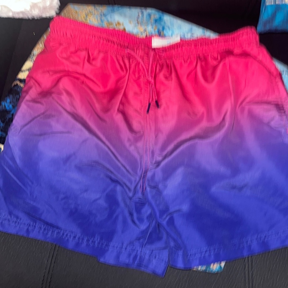 Small pink/purple shorts